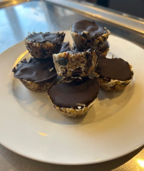 No Bake Chocolate, Date & Nut Bites